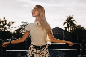 Stylish Women's Clothing Tops Collection - Casual and Trendy Styles