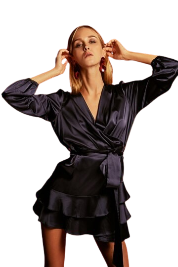 women-fashion-our-story-model